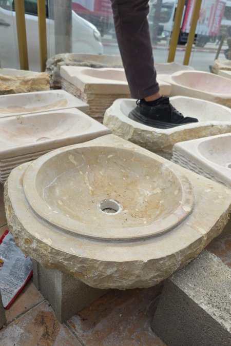 حوض حجر طبيعي – 51×50 سم